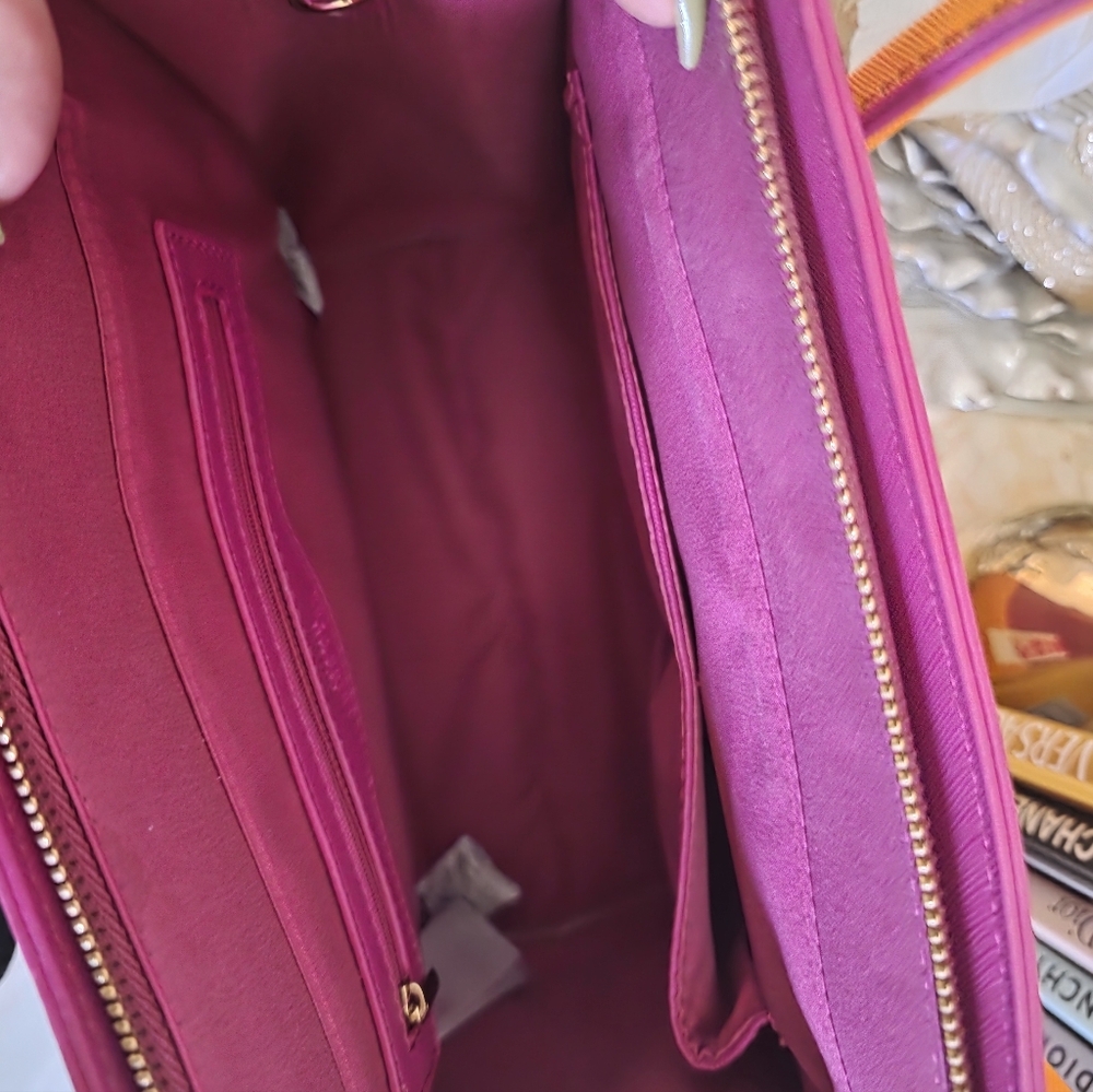 TRINA TURK 💥NWT💥Chic Pink and Orange Tote Bag - Picture 5 of 5